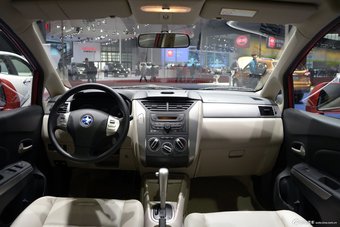 2015上海车展：启辰R50