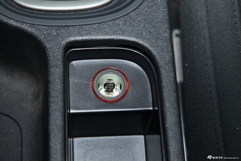 2012款MG5 1.5L自动精英版