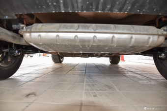 2016款中华V3 1.5T手动精英型