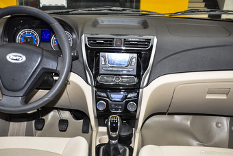 2015款开瑞K50 1.5L手动基本型