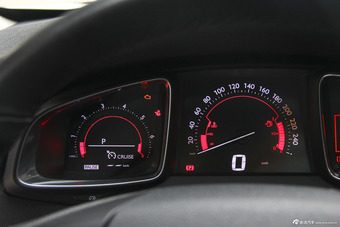 2014款DS 6 1.6T尊享版THP160