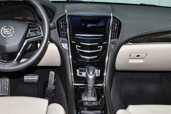 2016款ATS-L 2.0T自动28T时尚型