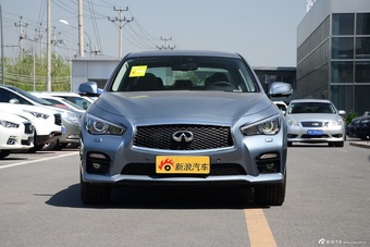 2016款英菲尼迪Q50L 2.0T自动豪华运动版