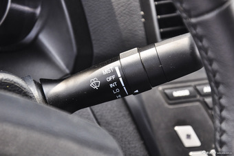 2015款力帆720 1.5L手动豪华型 国V