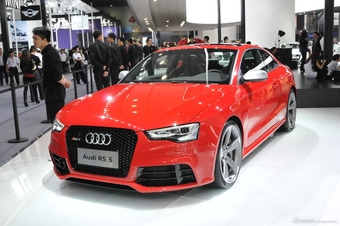 奥迪RS5实拍图
