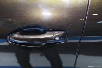 2014款青年莲花T5