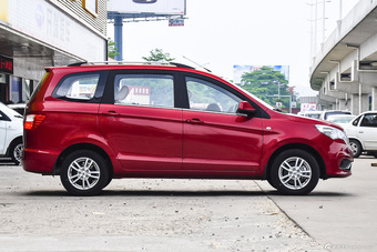 2015款开瑞K50 1.5L手动豪华型