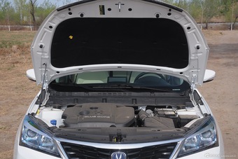 2015款悦翔V7 1.6L 手动乐趣型图片