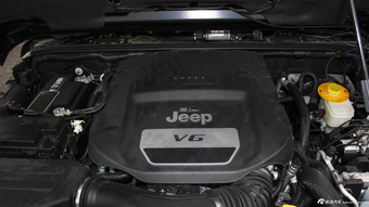 2015款牧马人3.6L自动两门舒享版Rubicon