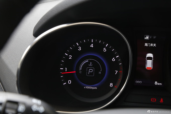 2015款全新胜达2.0T自动四驱智能型 5座