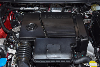 2016款中华V3 1.5L自动智能型