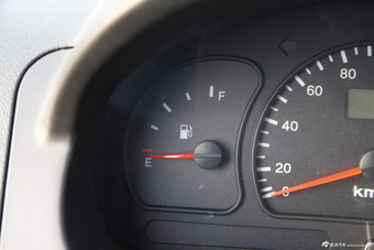 2015款小康K02 1.1L手动基本型