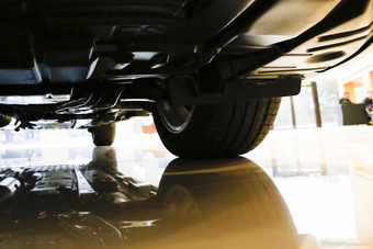 2015款雷克萨斯ES 2.0L自动200精英版