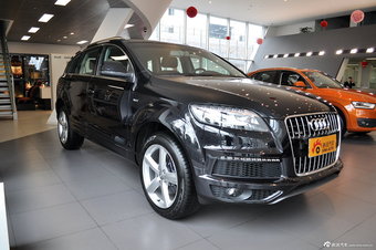 2014款奥迪Q7 40 TFSI运动型