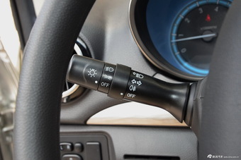 2016款凯翼V3 1.5L手动智联II导航版