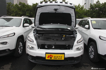 2016款自由光2.4L自动领先版