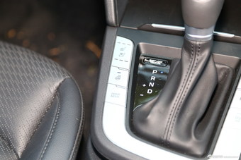 2016款领动1.6L自动智炫旗舰型