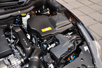 2015款东风标致508自动旗舰版