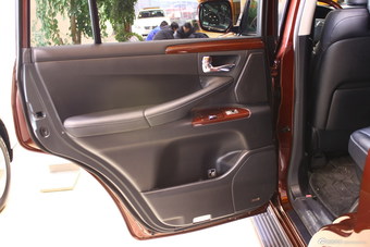 2013款雷克萨斯LX570