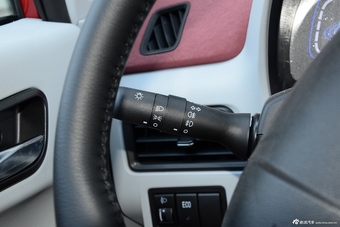 2016款众泰E200科技版