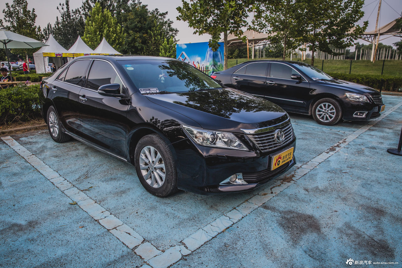 丰田凯美瑞全球家族亮相老爷车展