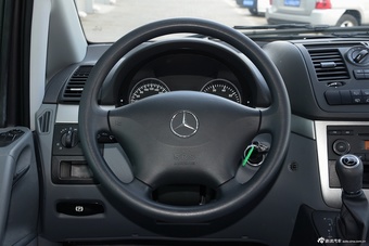 2014款奔驰威霆3.0L自动精英版