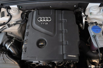 2013款奥迪A4L 30 TFSI 手动舒适型