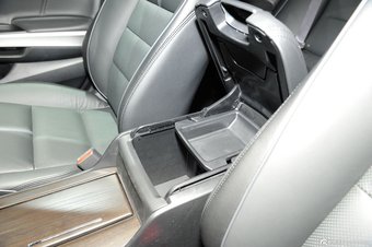 2014款广汽本田歌诗图