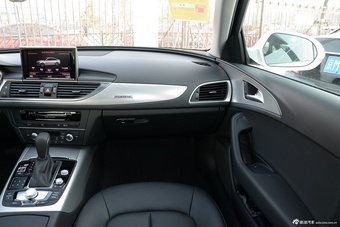 2016款奥迪A6L 3.0T自动45TFSI quattro运动型