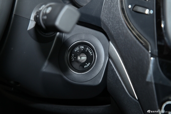 2012款MG5 1.5L自动精英版