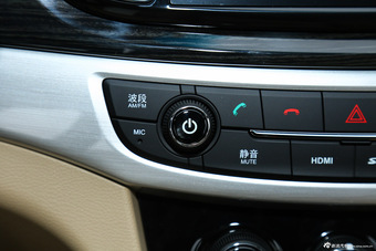 2016款宝骏730 1.8L手动舒适型