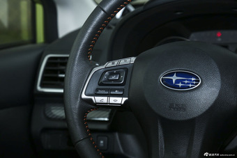 2015款斯巴鲁XV 2.0L自动特装运动版