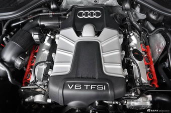 2013款奥迪A8L 50TFSI quattro舒适型
