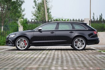 2016款奥迪RS6 4.0T自动Avant