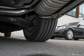 2015款奔驰E200L 2.0T自动