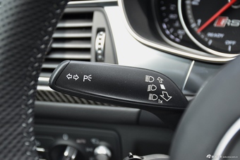 2016款奥迪RS6 4.0T自动Avant
