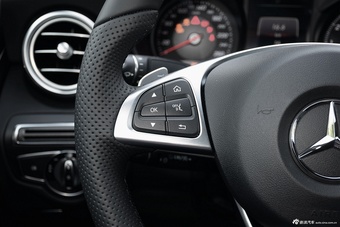 2016款奔驰C级 C200 2.0T自动 Coupe轿跑版