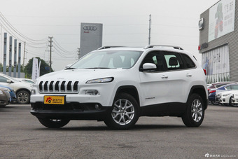 2016款自由光2.4L自动领先版