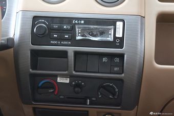  2012 Xiaokang K17 interior