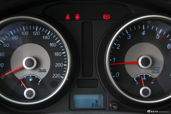 2015款凯越1.5L手动经典型