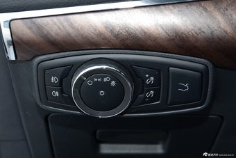 2015款金牛座2.7T自动旗舰型