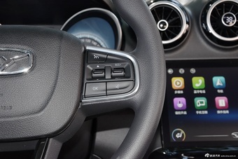 2016款凯翼V3 1.5L自动智联II导航版