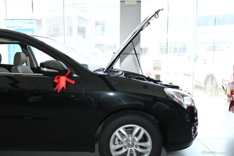 2011款悦动1.6L自动顶级型图片