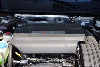 2016款传祺GA6 1.5T自动豪华版235T