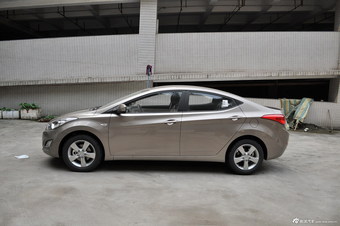 2012款朗动1.6L手动时尚型