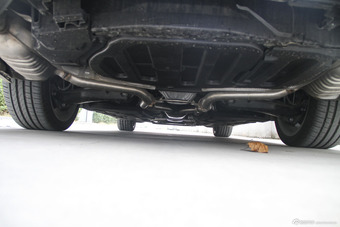 2015款奔驰E320L 3.0T自动运动型