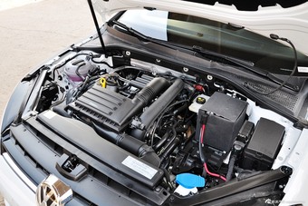 2015款高尔夫1.4TSI手动舒适型