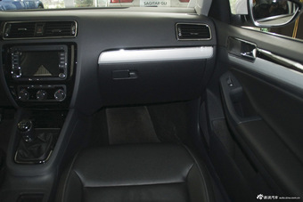 2015款速腾1.4T手动舒适型230