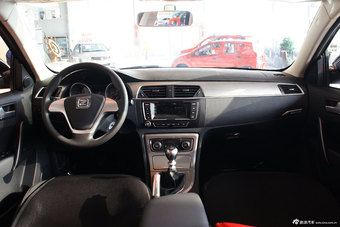 2014款众泰T600 1.5T手动精英型图片