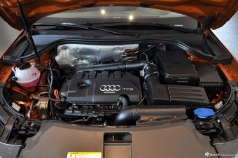 2013款奥迪Q3 35TFSI quattro四驱舒适型图片